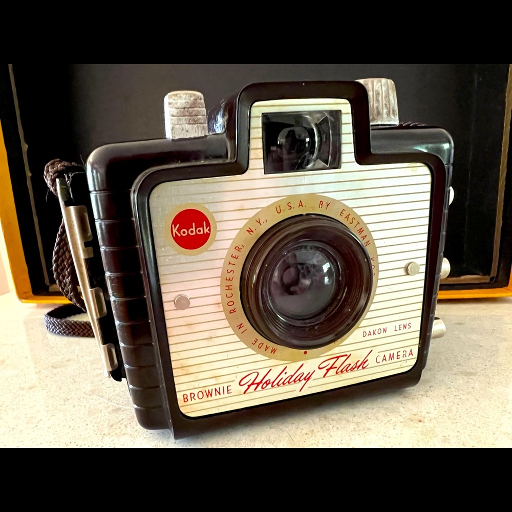 Vintage Kodak Brownie Holiday Flash Film Camera